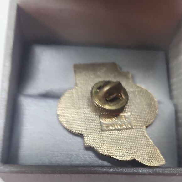 Indiana 25 Honolulu 83 Racing Pin - Picture 3 of 4